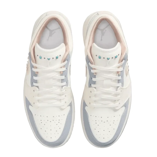 Nike Air Jordan 1 Low Women's Shoes - Image 3