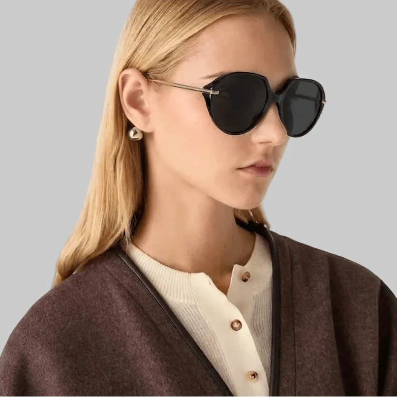 Bottega Veneta Oversized Sunglasses With Iconic Gold Drop Charm - Image 3