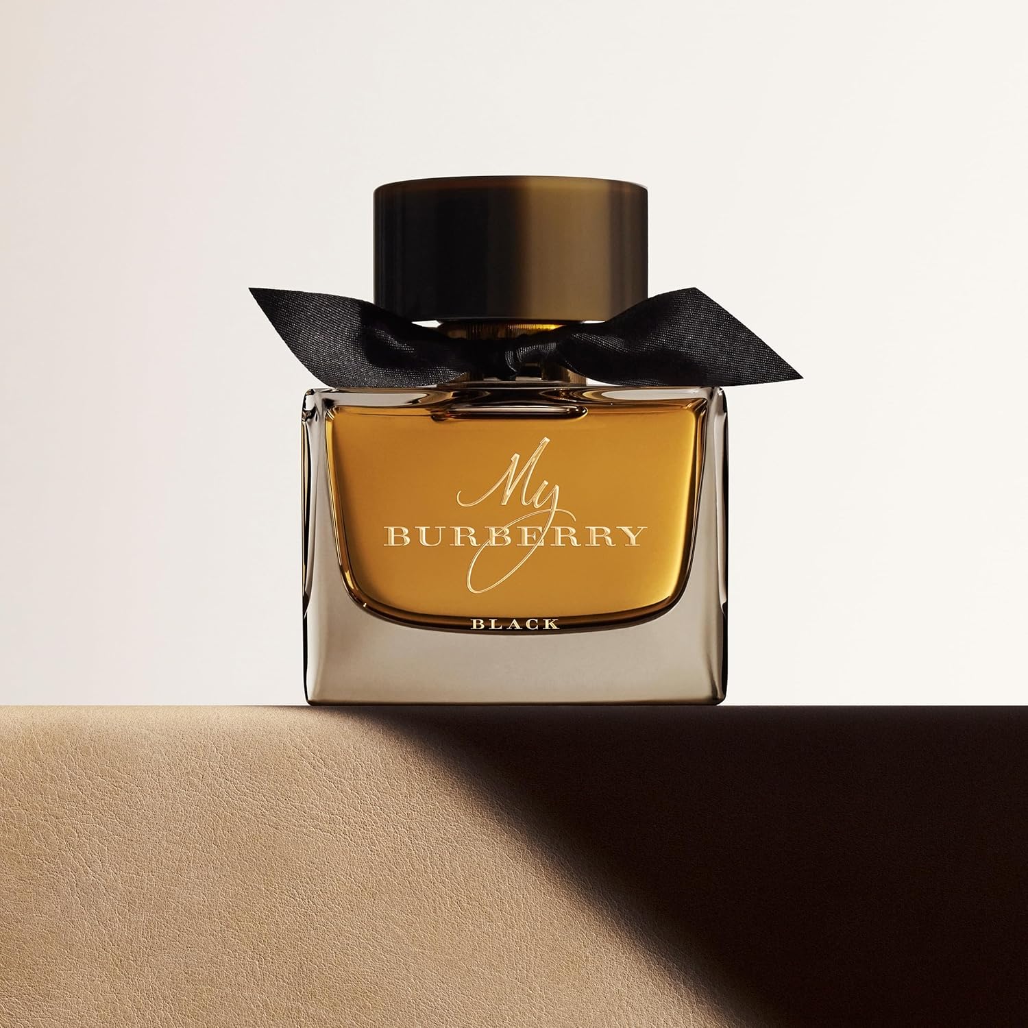 Burberry Black Perfum 90ml - Image 3