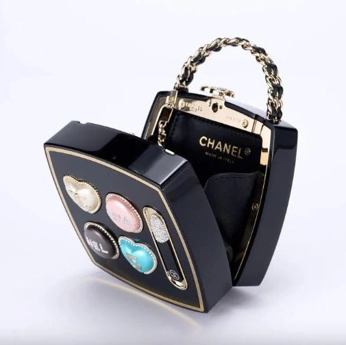 Chanel Makeup Palette Minaudière Bag - Image 7