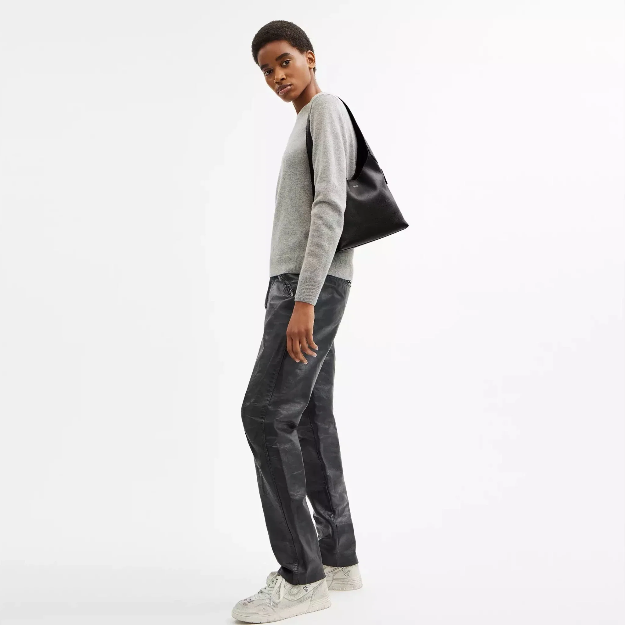 Coach Brooklyn Shoulder Bag 34 Brass/Black - Image 4