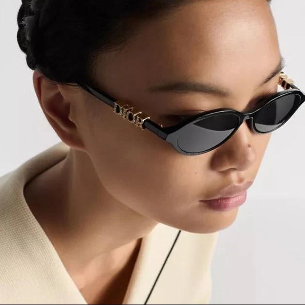 Dior Treasure Black Oval Sunglasses - Image 3
