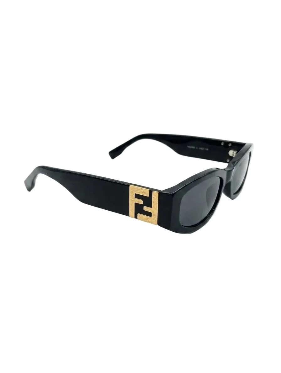 Fendi Oversized Black Shield Sunglasses With Gold Logo Accent - Image 2