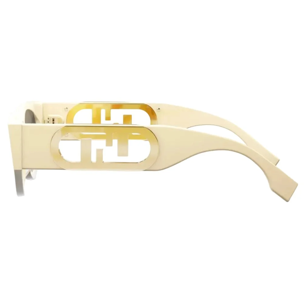 Fendi Sunglasses Model Featuring a Cat-Eye Frame and Gold Logo - Image 3