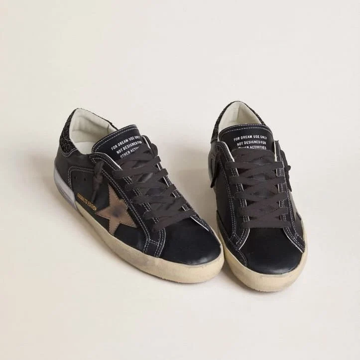 Golden Goose Women's Super-Star LTD in Black Leather With Gold Leather - Image 2