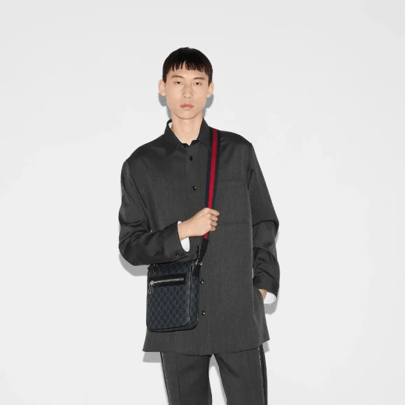 Gucci GG Black Small Messenger Bag - Image 4