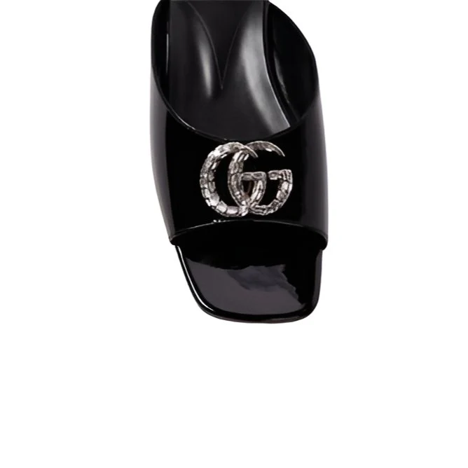 Gucci Women's Black Patent Leather Flat Slipper - Image 4