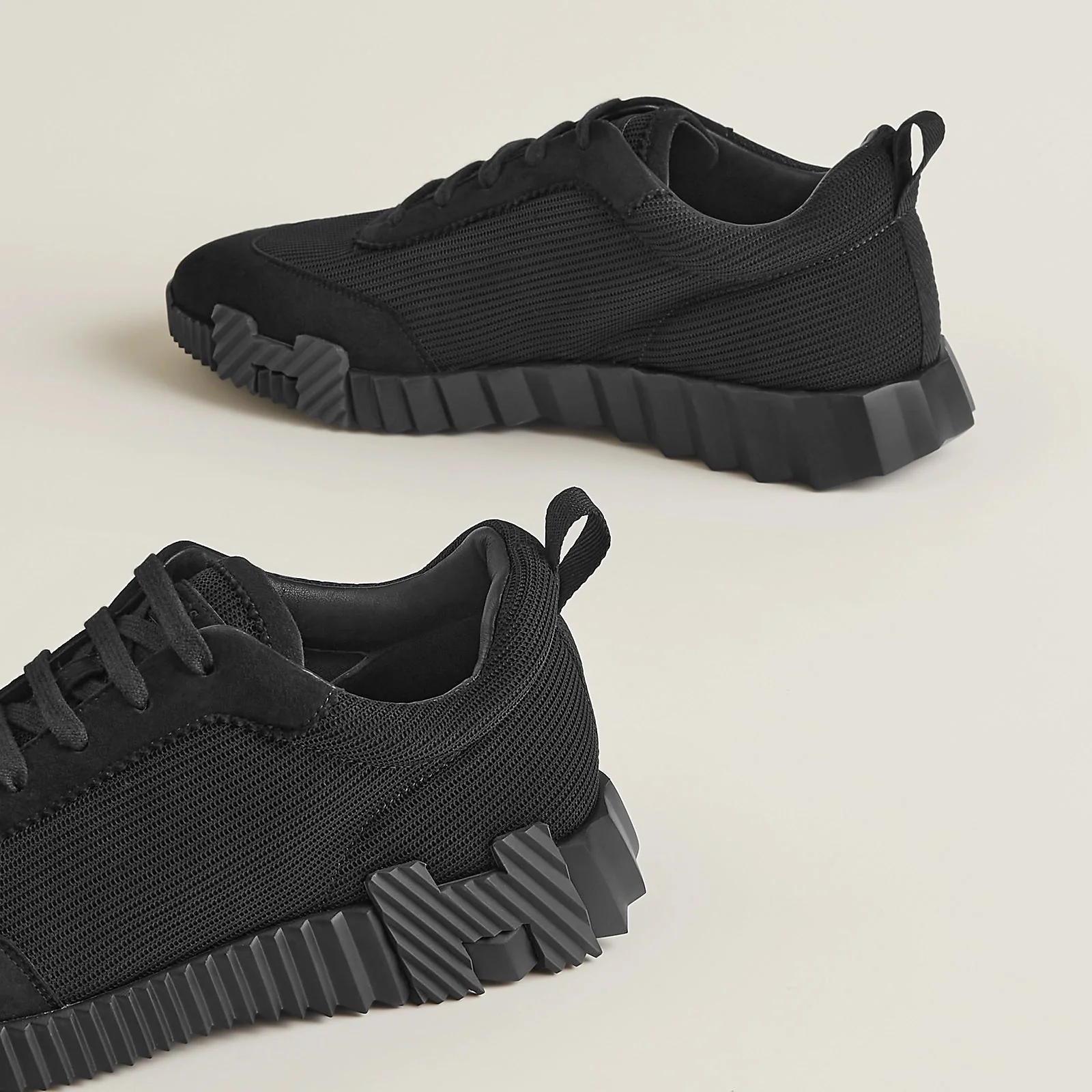 Hermès Bouncing Sneaker Black - Image 3