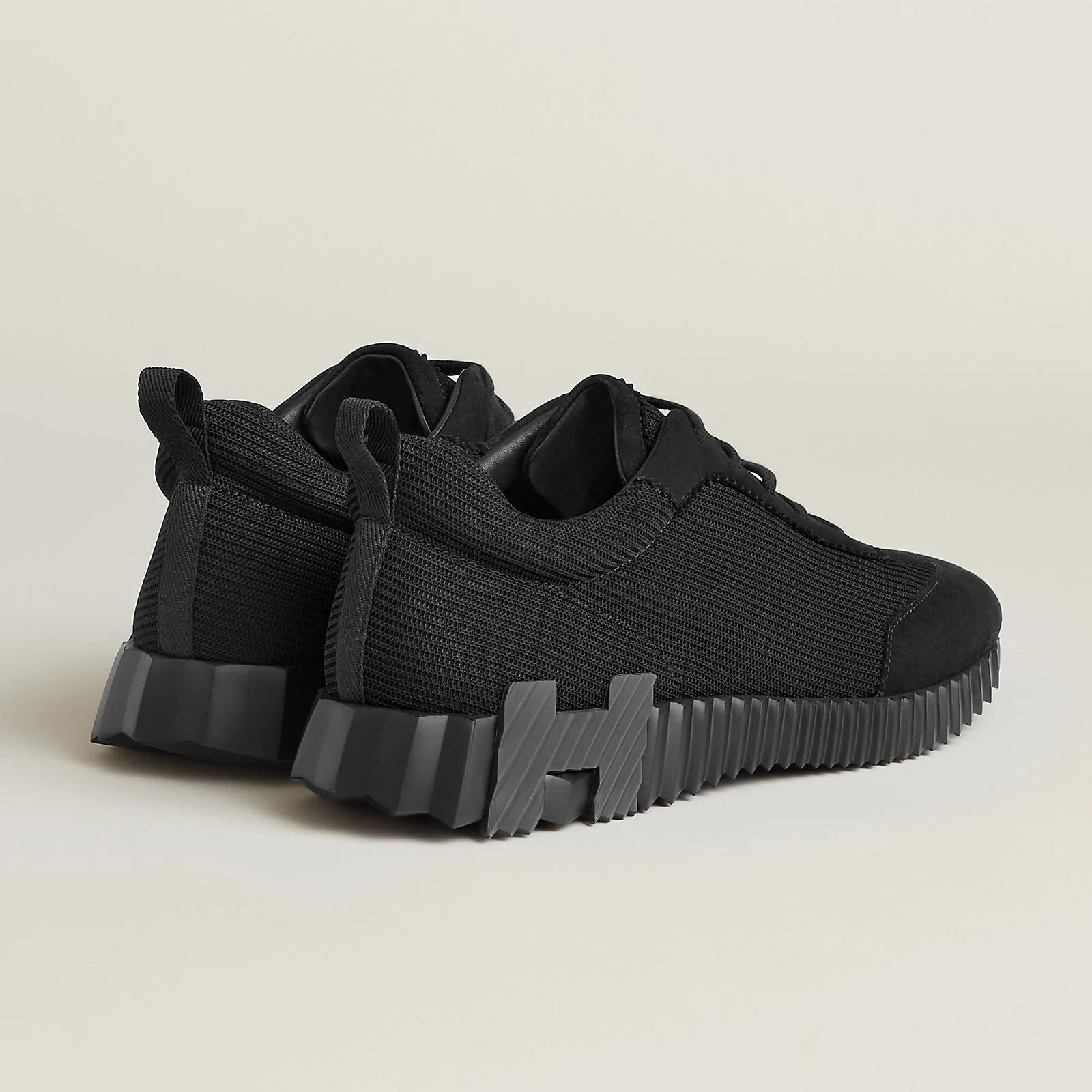 Hermès Bouncing Sneaker Black - Image 4