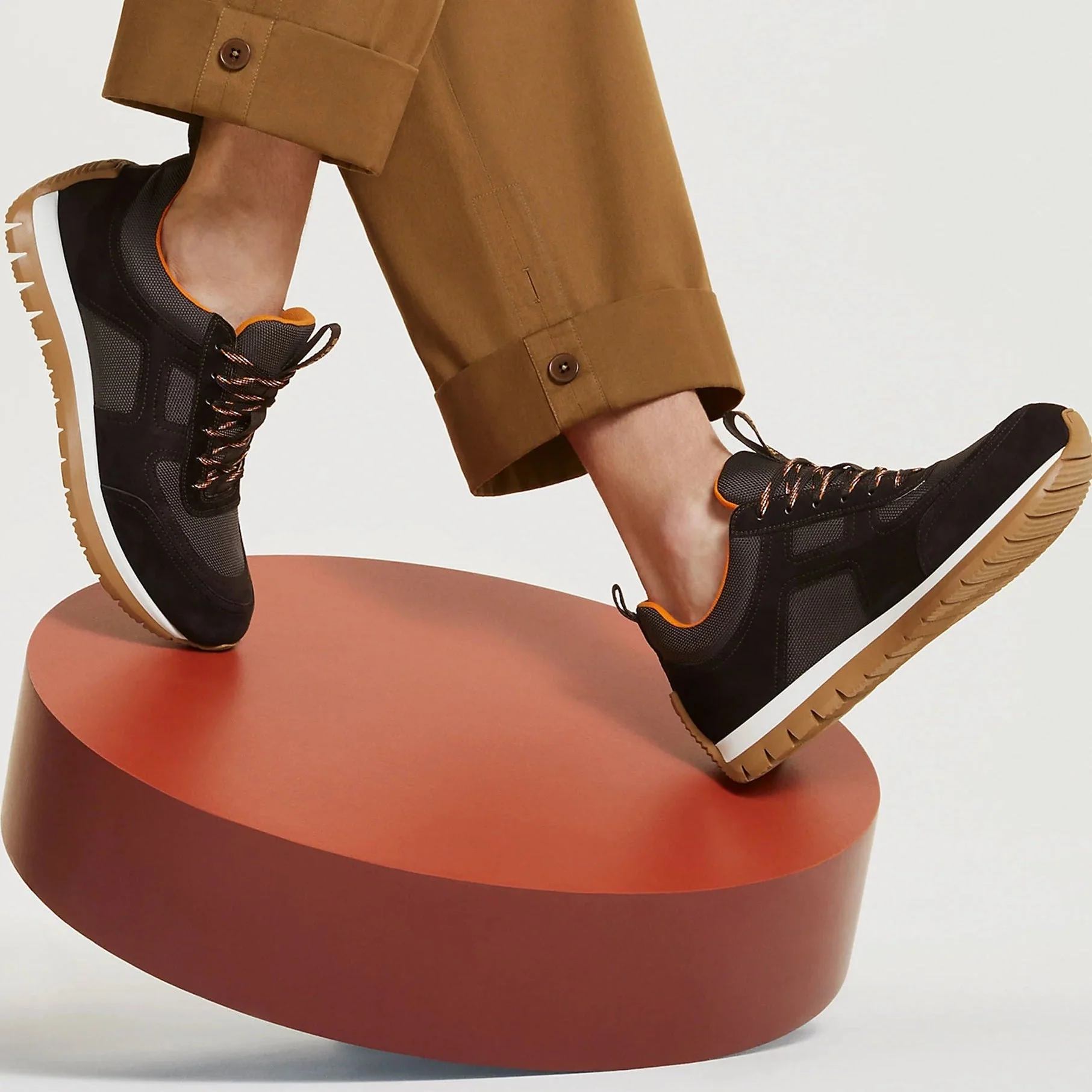 Hermès Jimmy Sneaker Brown - Image 4