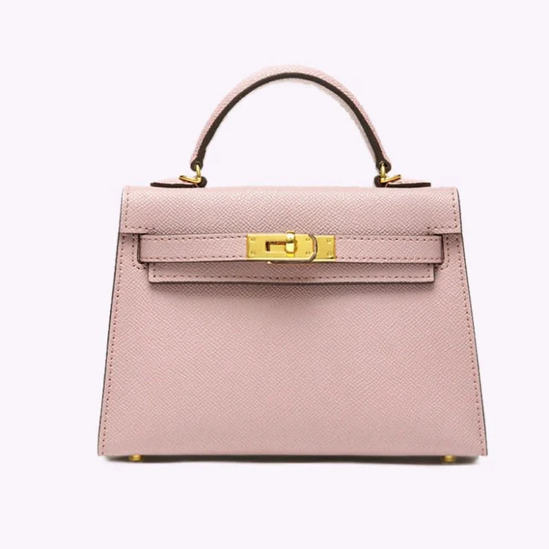Hermès Kelly 25 Bag Soft Pink Leather, Gold Metal
