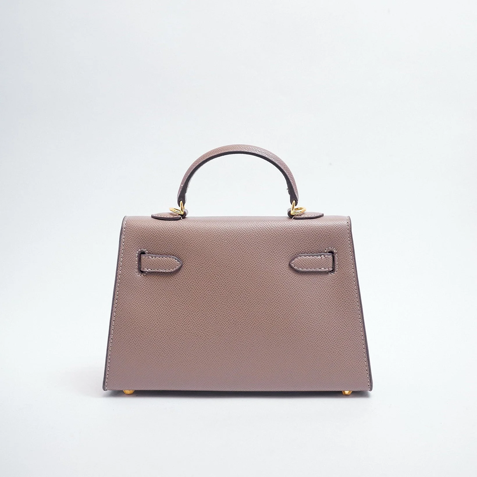 Hermès Kelly 25 Bag Soft Pink Leather, Gold Metal - Image 2