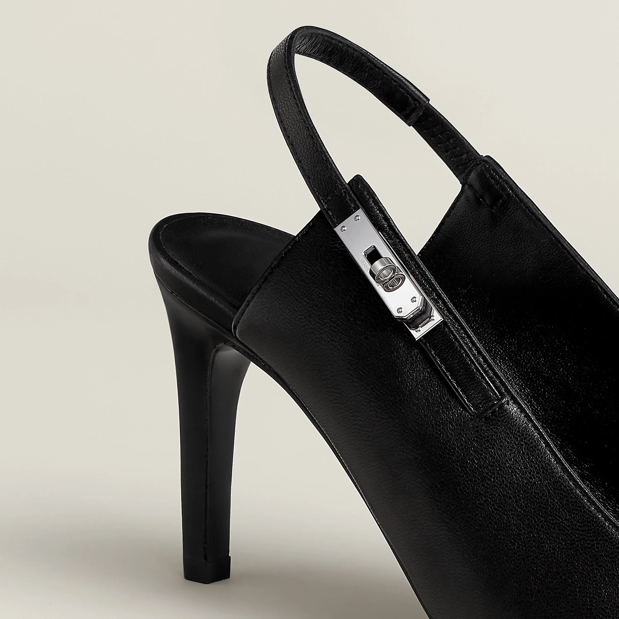 Hermès Lover 80 Pump Black Heels - Image 3