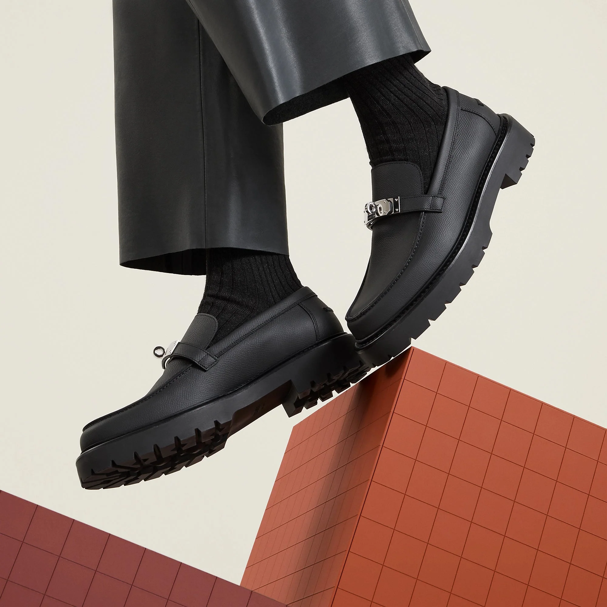 Hermès Mainland China Lcone Loafer - Black - Image 5