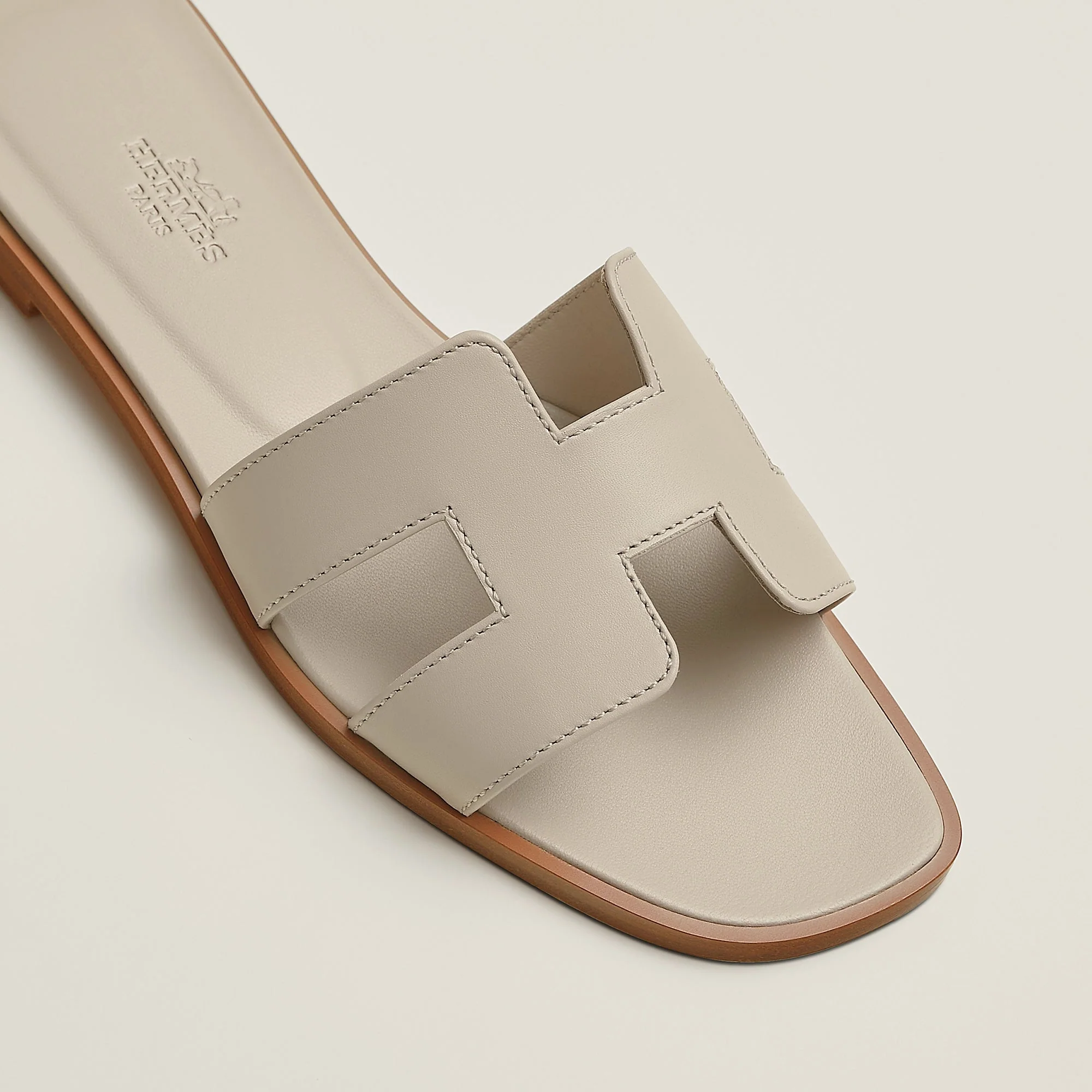 Hermès Oran Sandal Beige Nomade - Image 4