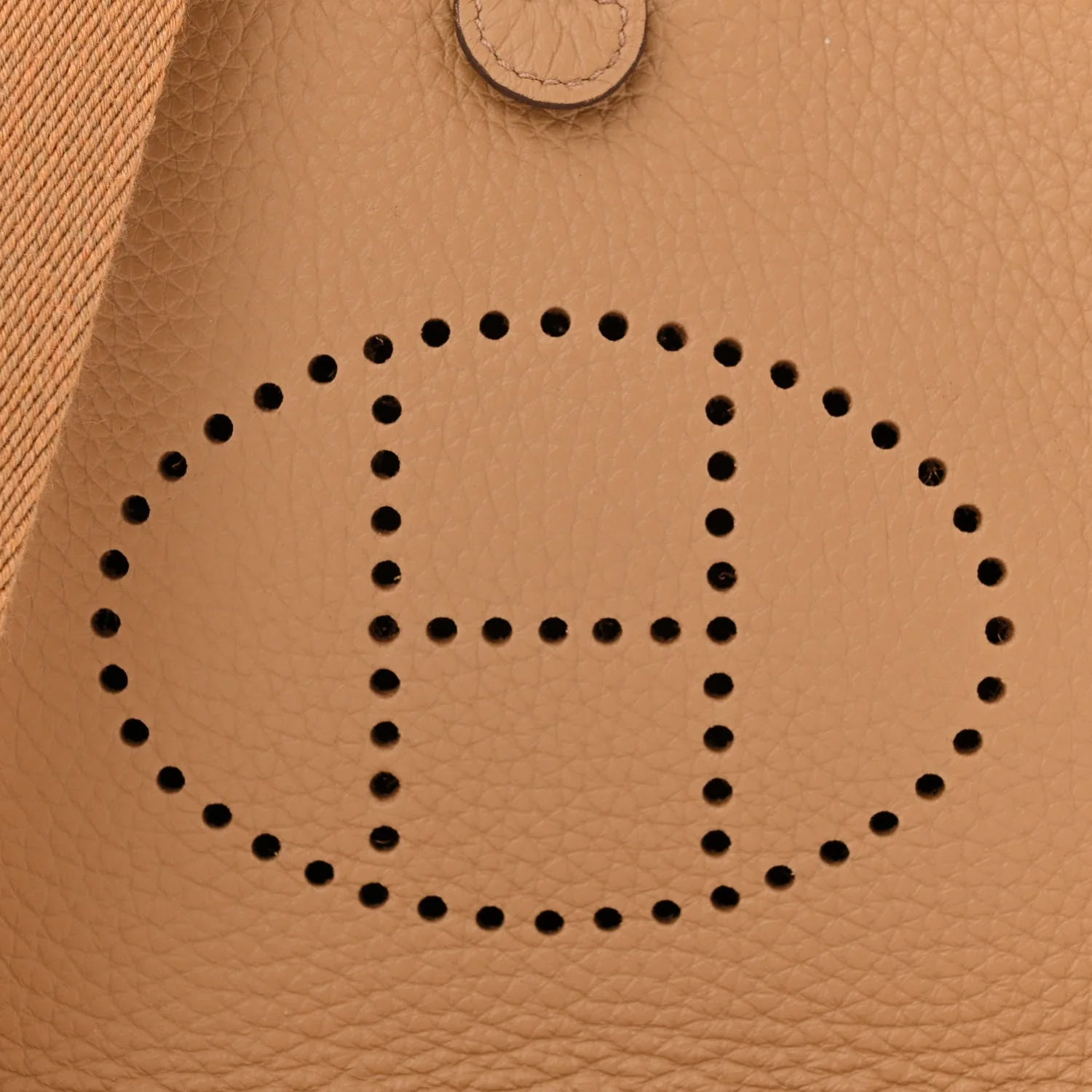 Hermès Taurillon Clemence Evelyne TPM Biscuit - Image 3
