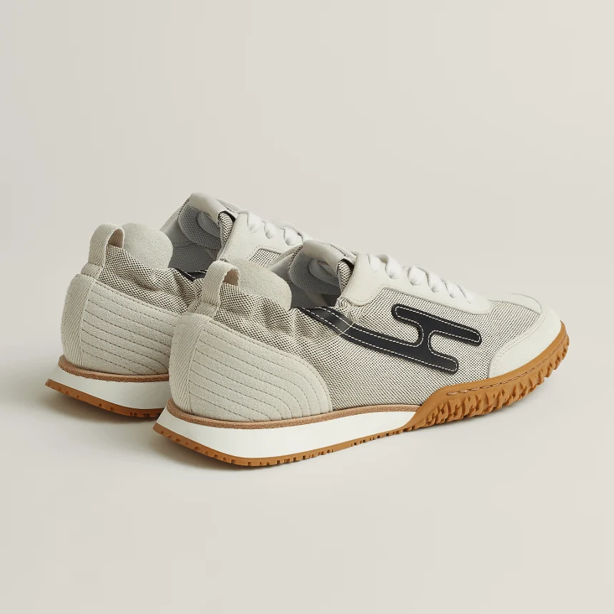 Hermès Jet Sneaker Grey With Black H Detail - Image 4