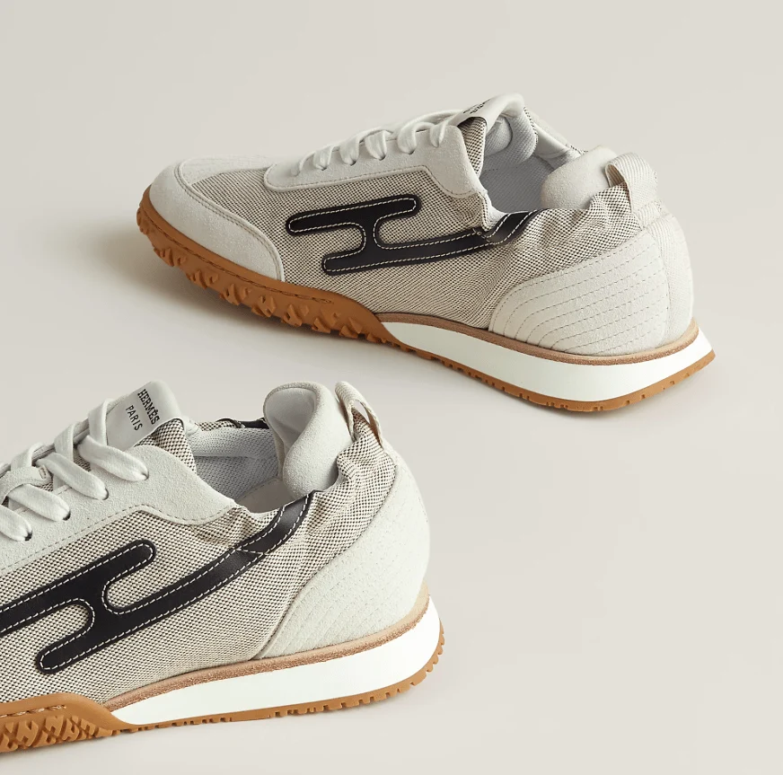 Hermès Jet Sneaker Grey With Black H Detail - Image 5