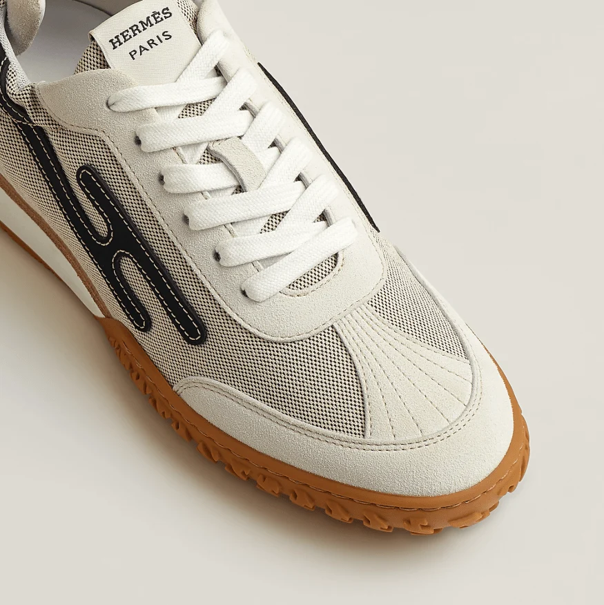 Hermès Jet Sneaker Grey With Black H Detail - Image 6