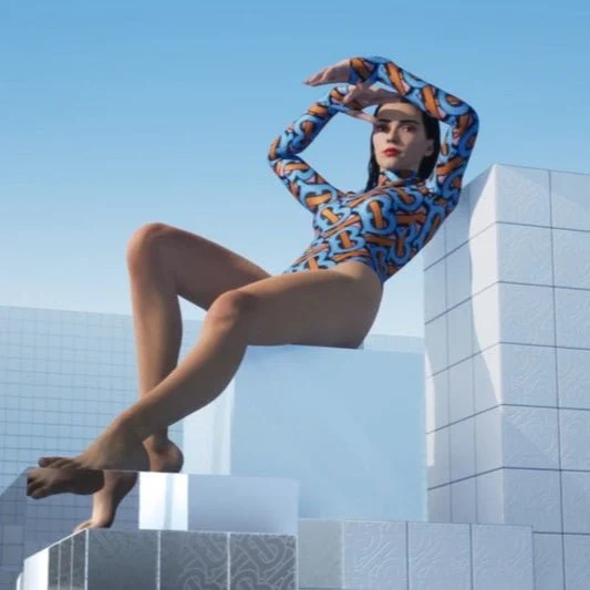 Kendall Jenner X Burberry : Surf Session - Image 4
