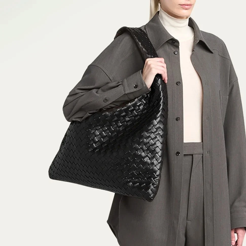 Bottega Large Hop Bag With Intrecciato Leather - Image 3