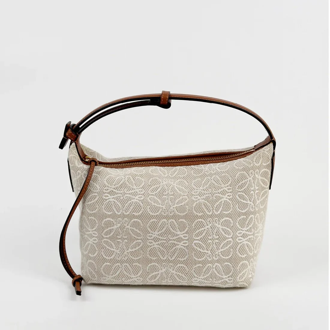 Loewe Anagram Small Cubi - Image 2