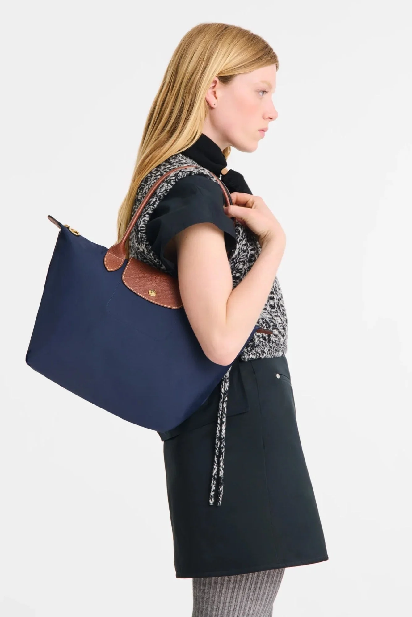 Longchamp Blue Foldable Tote Bag with Brown Leather Handles - Image 3