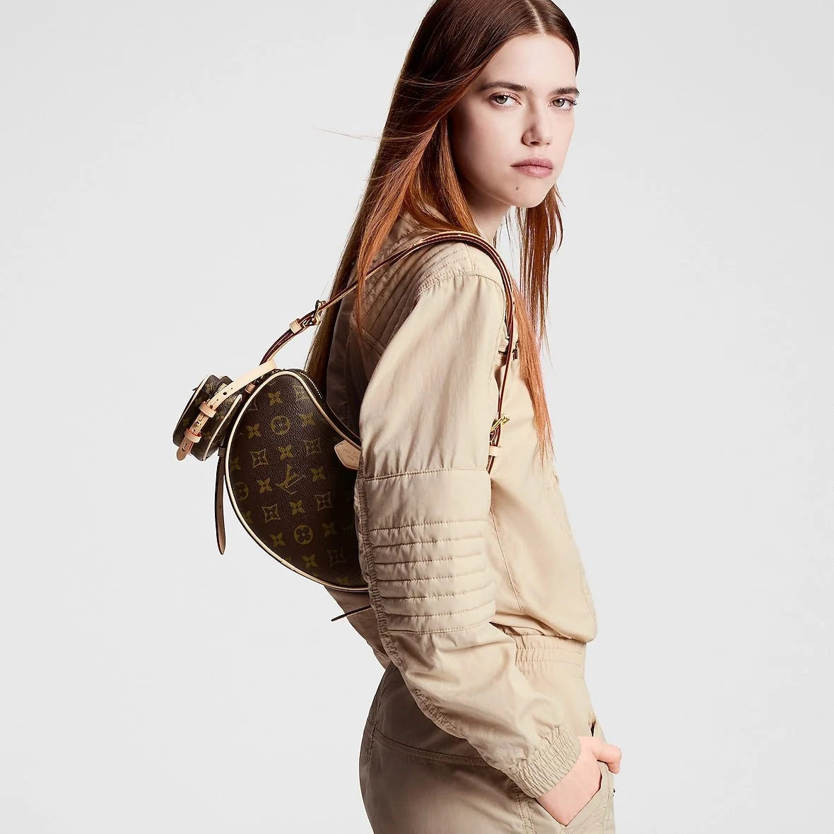 Louis Vuitton Croissant MM Bag - Image 7