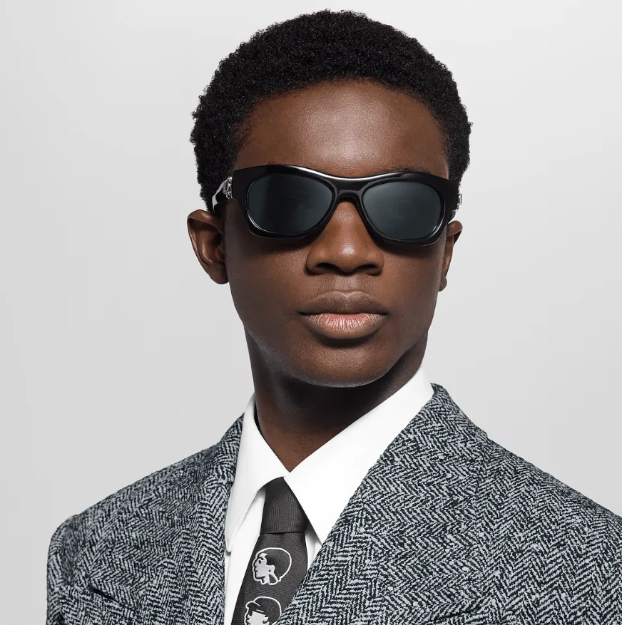 Louis Vuitton Frog Round Square Sunglasses Black - Image 4