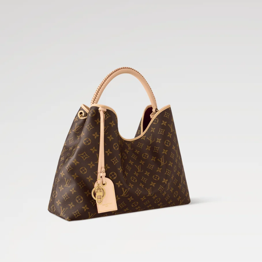 Louis Vuitton Holiday Gift - Image 4