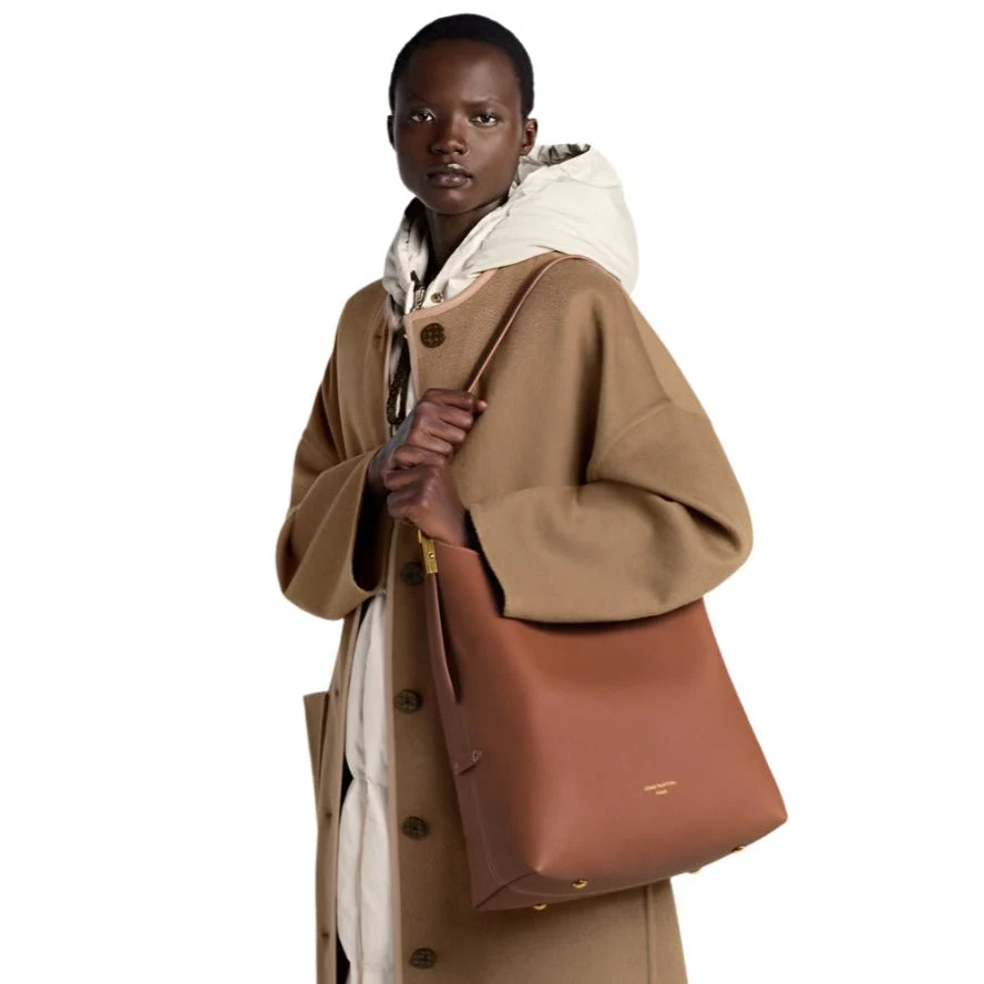 Louis Vuitton Low Key Hobo MM - Image 3