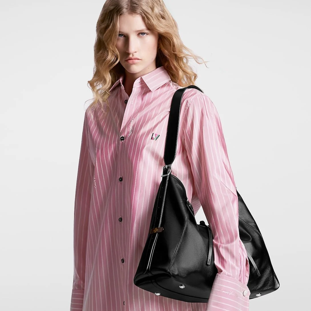 Louis Vuitton LV Carryall Dark MM Black - Image 2