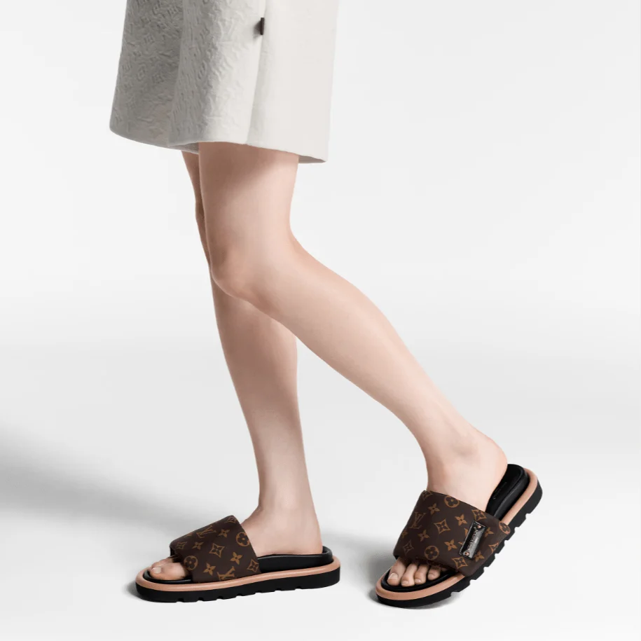 Louis Vuitton Pool Pillow Flat Comfort Mule Brown - Image 4