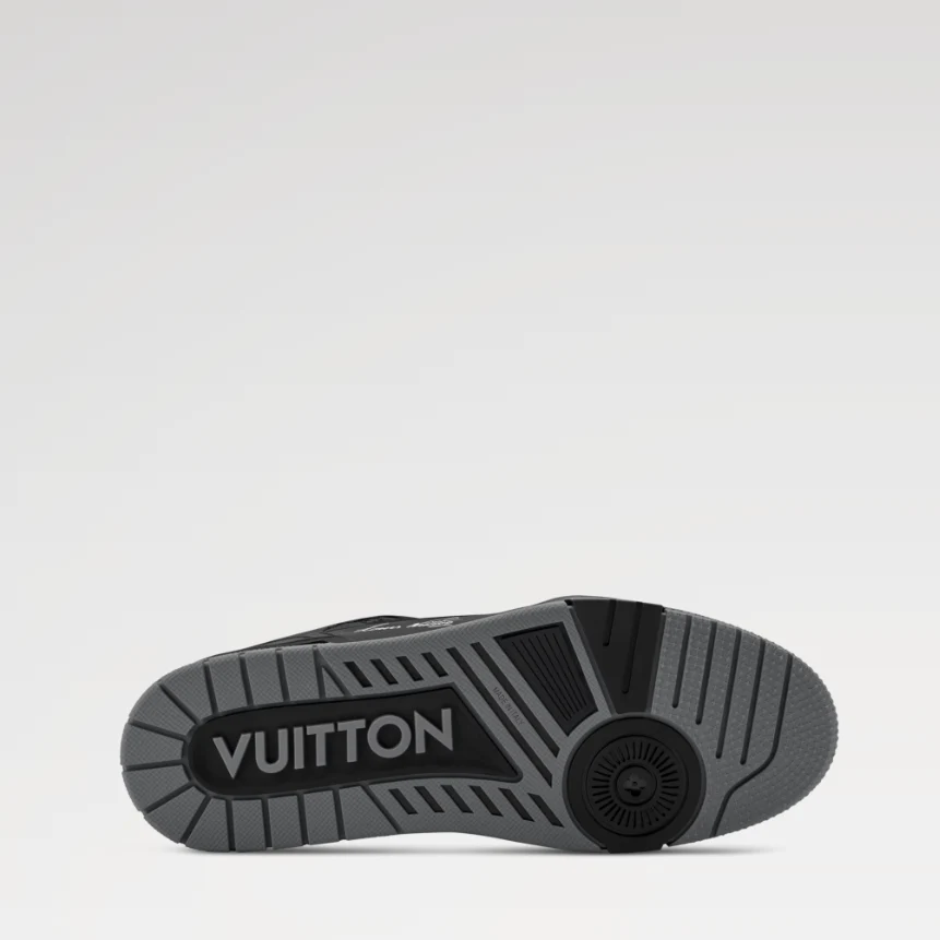 Louis Vuitton Trainer Black Sneaker - Image 4