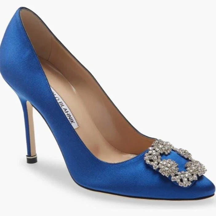 Manolo Blahnik Hangisi Pumps - Image 7