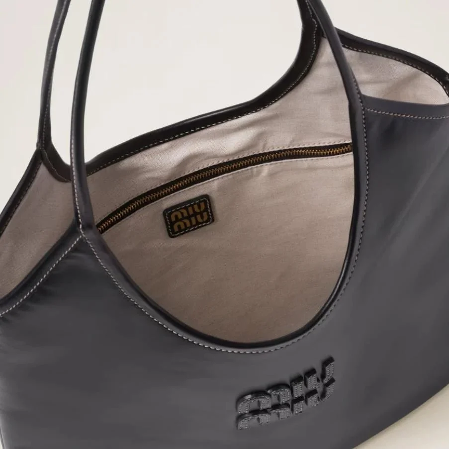 Miu Miu IVY Leather Bag Black - Image 3
