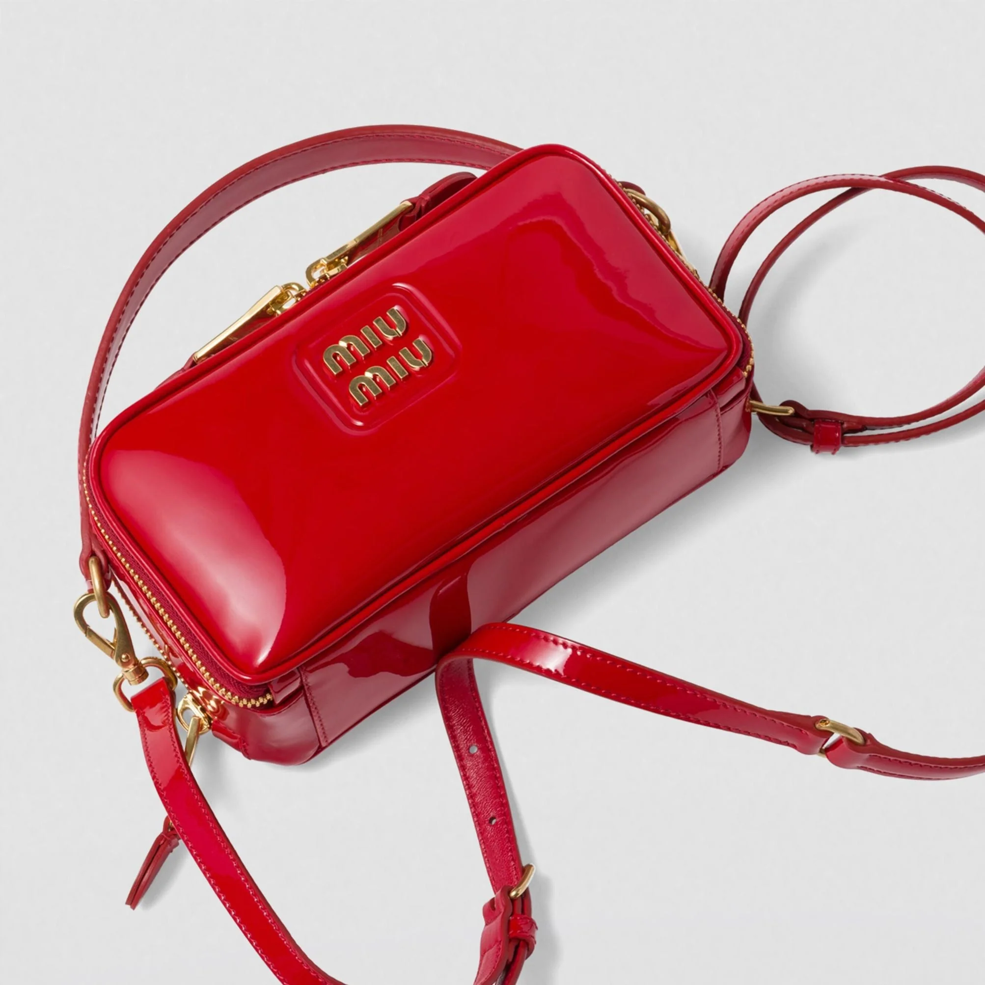 Miu Miu Patent Red Leather Shoulder Bag - Image 3
