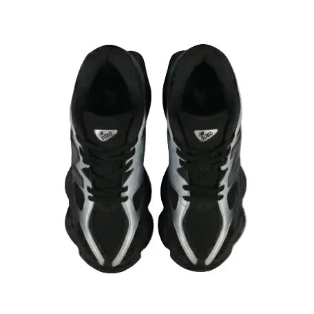 New Balance Silver Metallic Black Sports Sneaker - Image 4