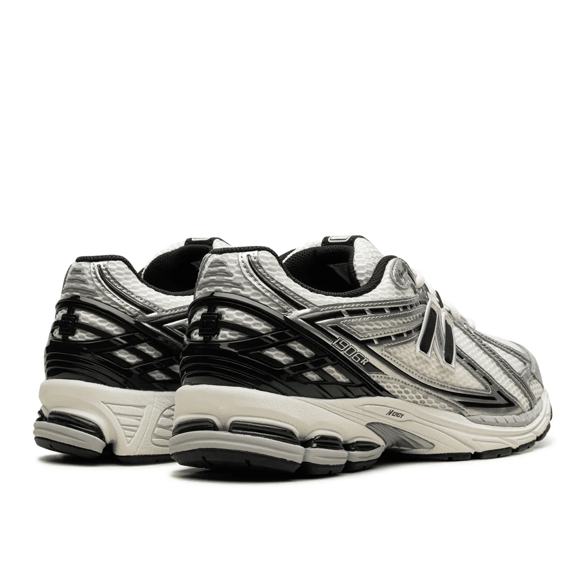 New Balance Silver Sneakers Unisex 1906R - Image 2