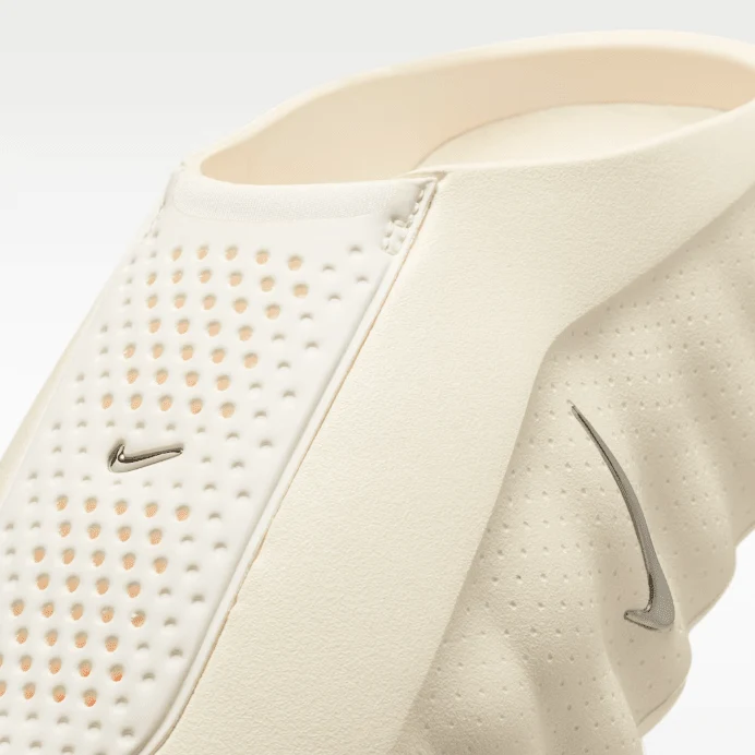 Nike Mind 001 Unisex Pregame Mules Beige - Image 3