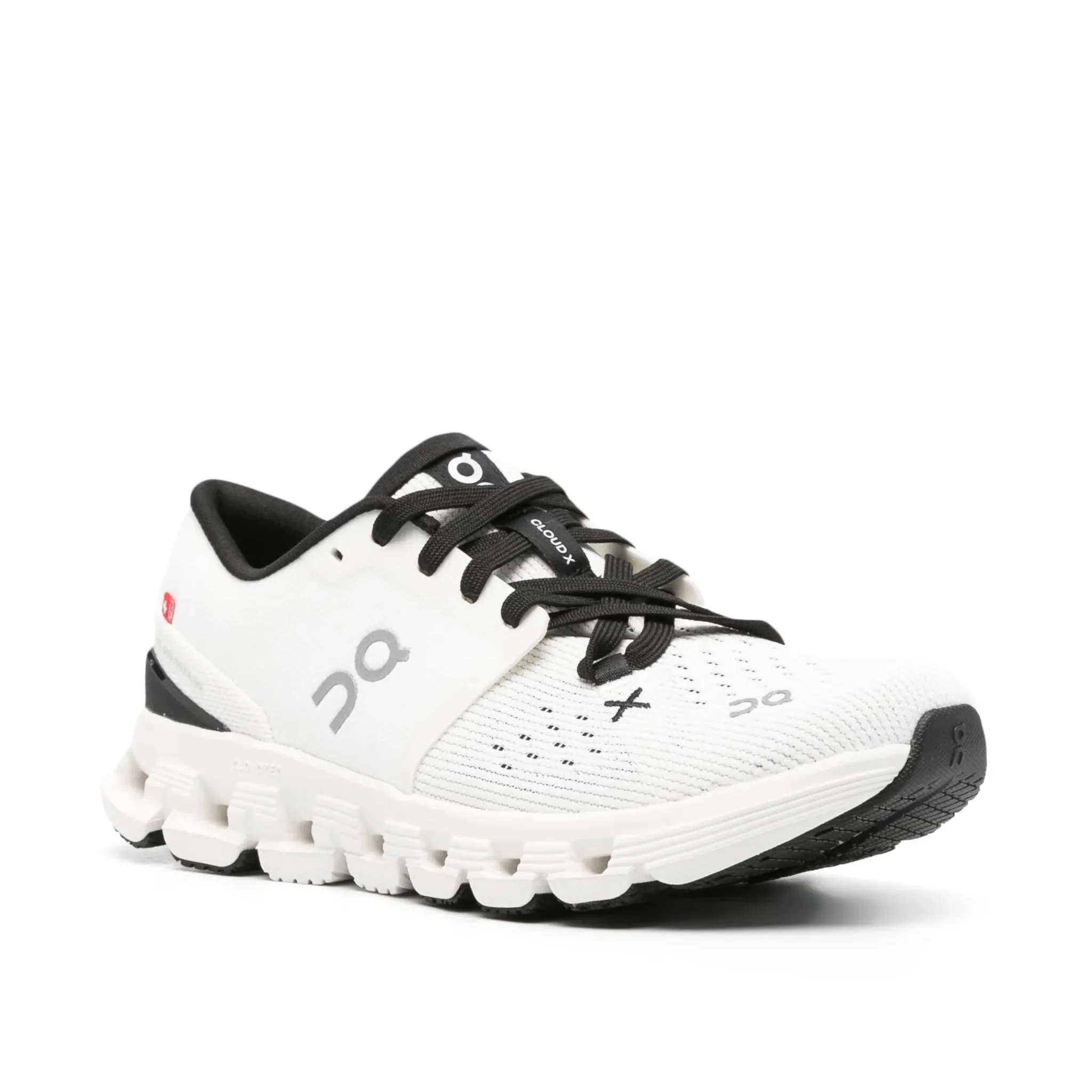 On Cloud Sneakers White/Black - Image 4