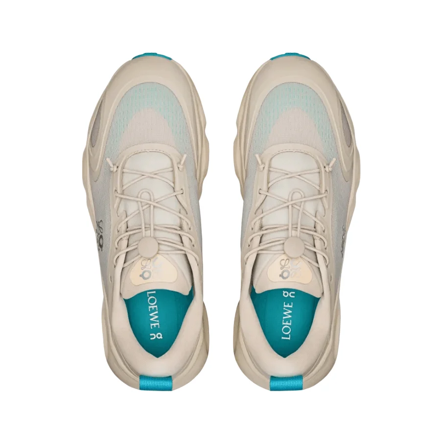 On Running Cloudsolo Loewe Sand | Turquoise - Image 5
