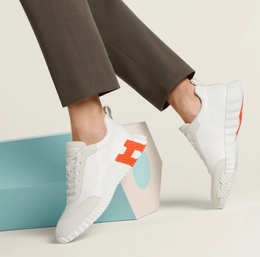 Hermès Sneakers Bouncing White With Orange Accent - Image 3