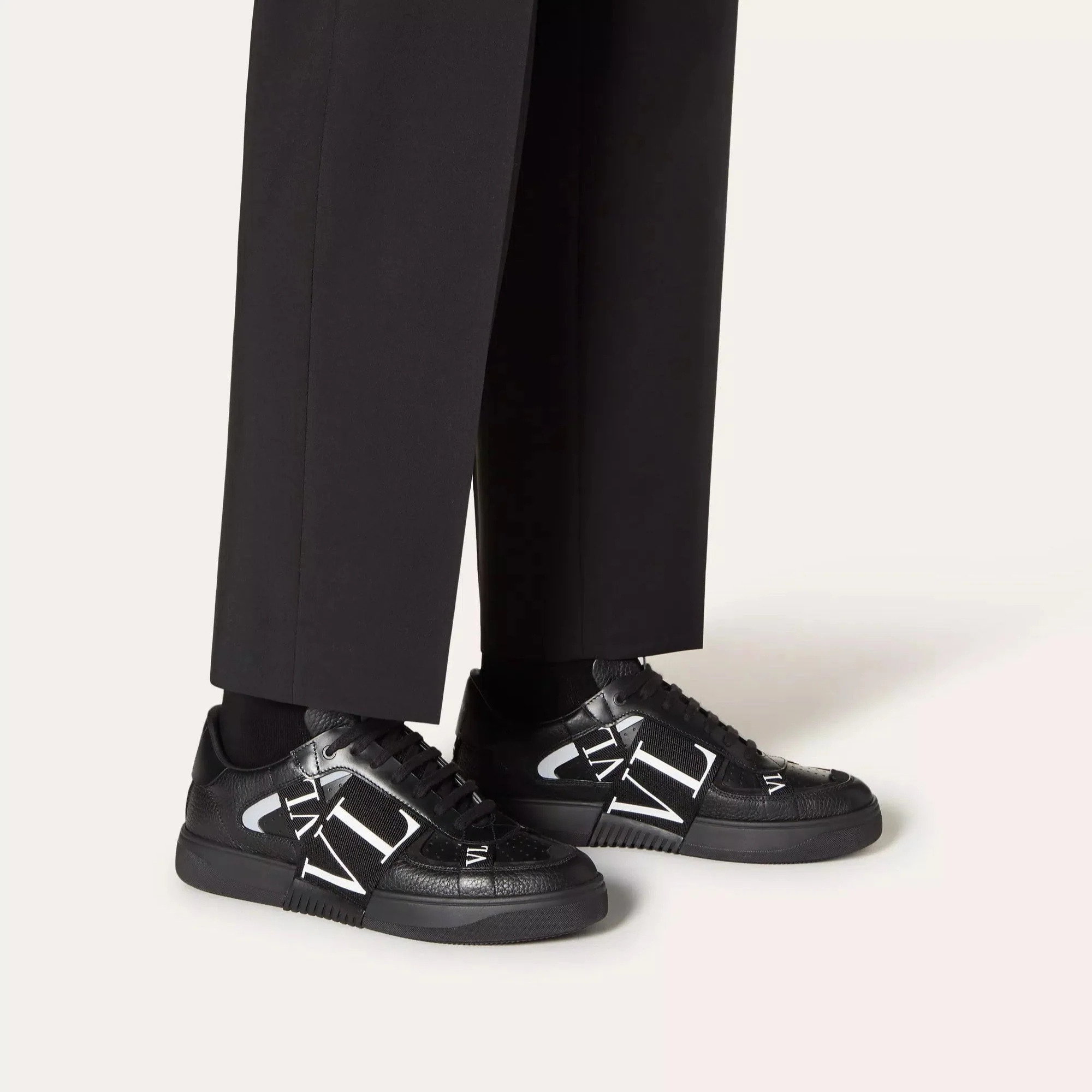 Valentino Garavani Low-Top Calfskin VL7N Sneaker With Bands - Image 3