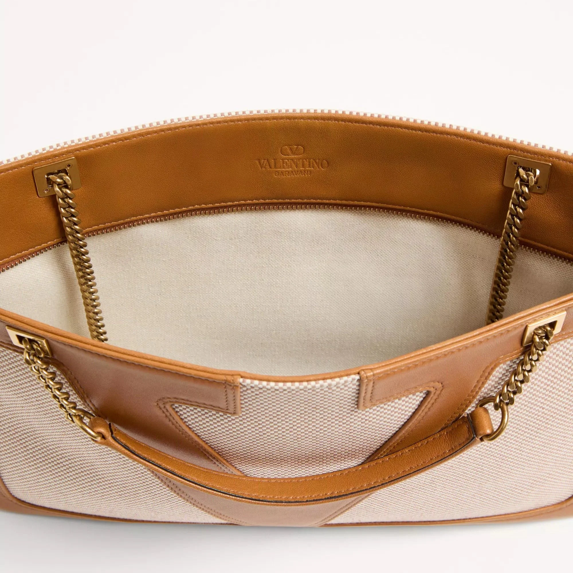 Valentino Viva Superstar Bag - Image 7