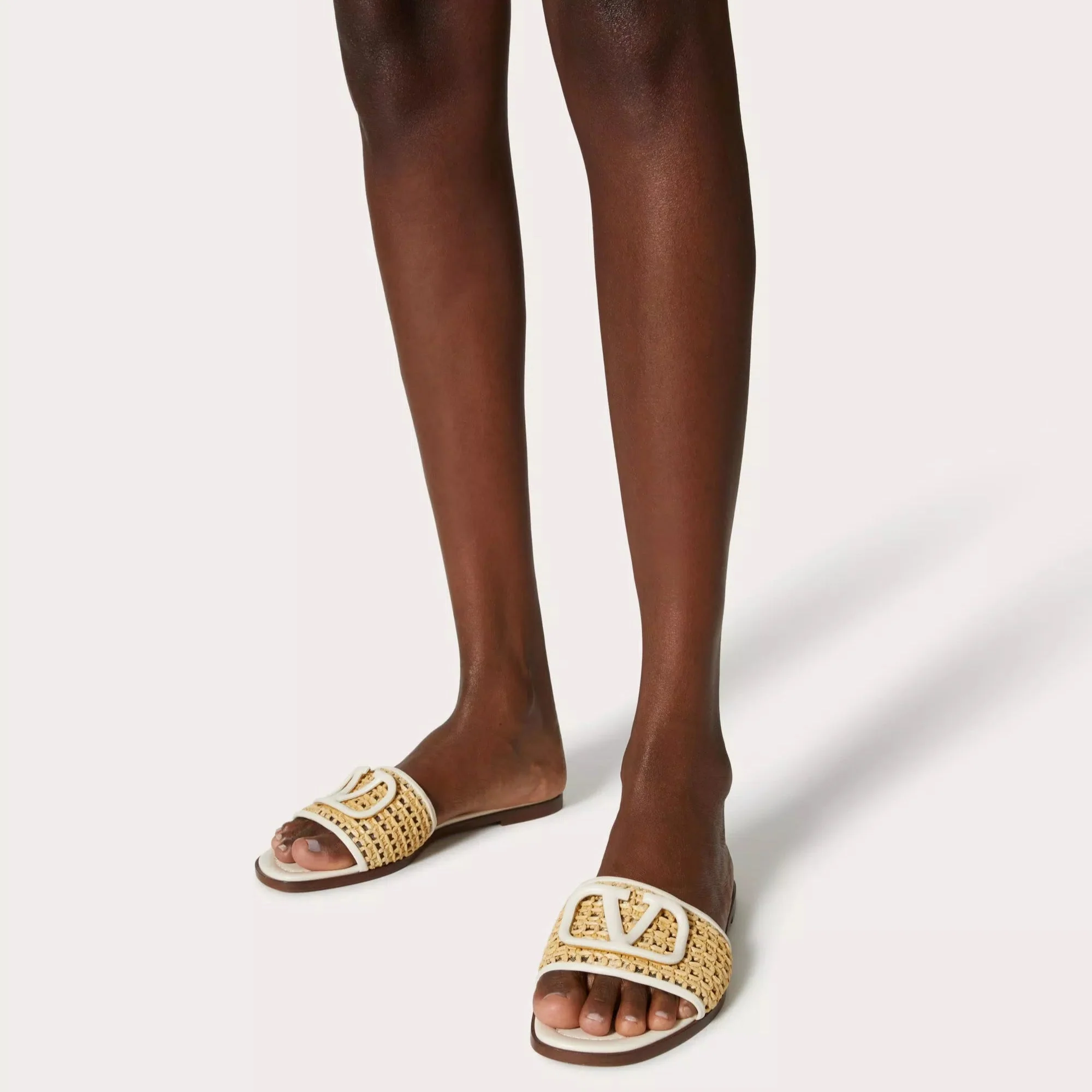 Valentino V Logo 80mm Woven Raffia Slide Slipper - Image 4