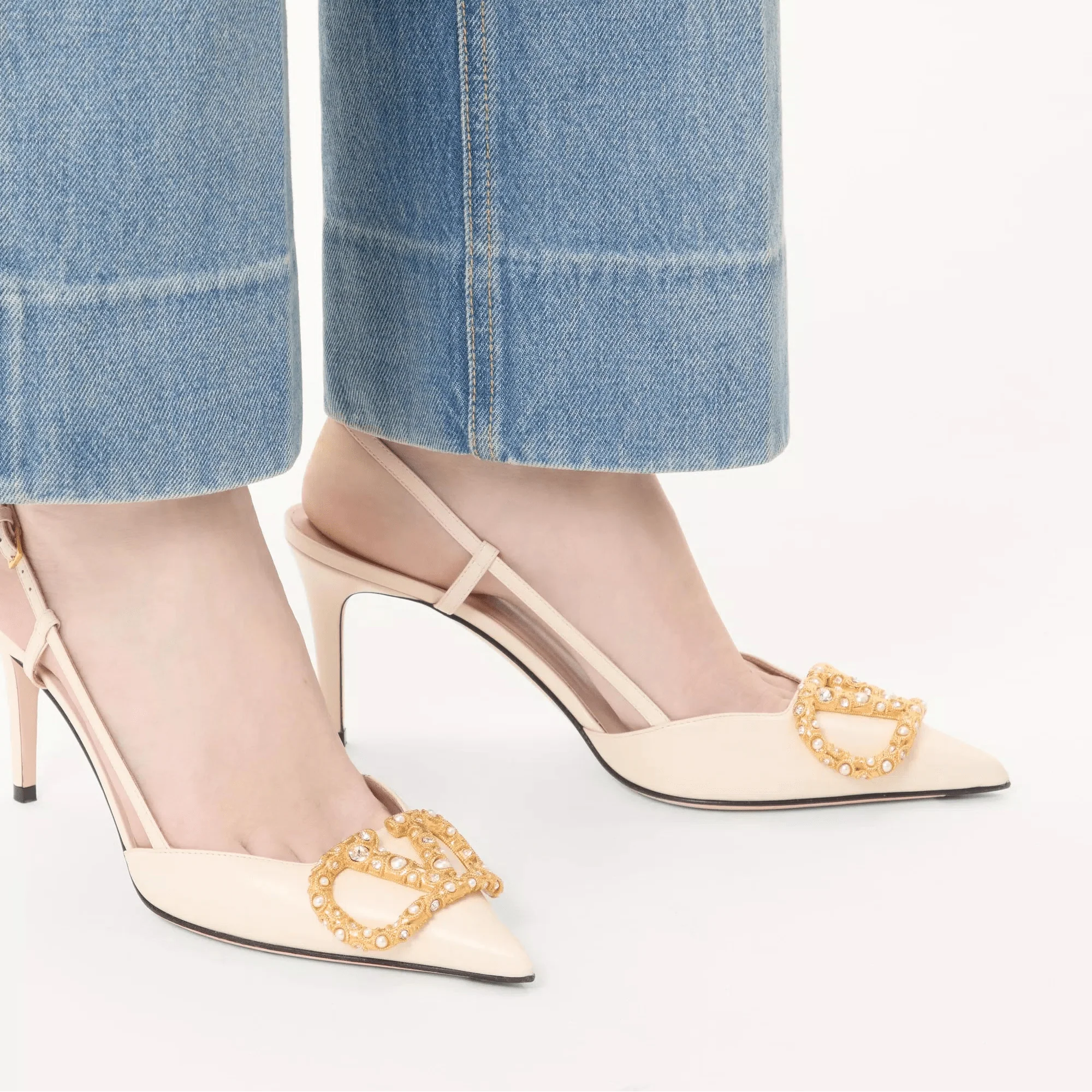Valentino Vlogo Signature Slingback Leather Pump With Jewel Logo - Image 6